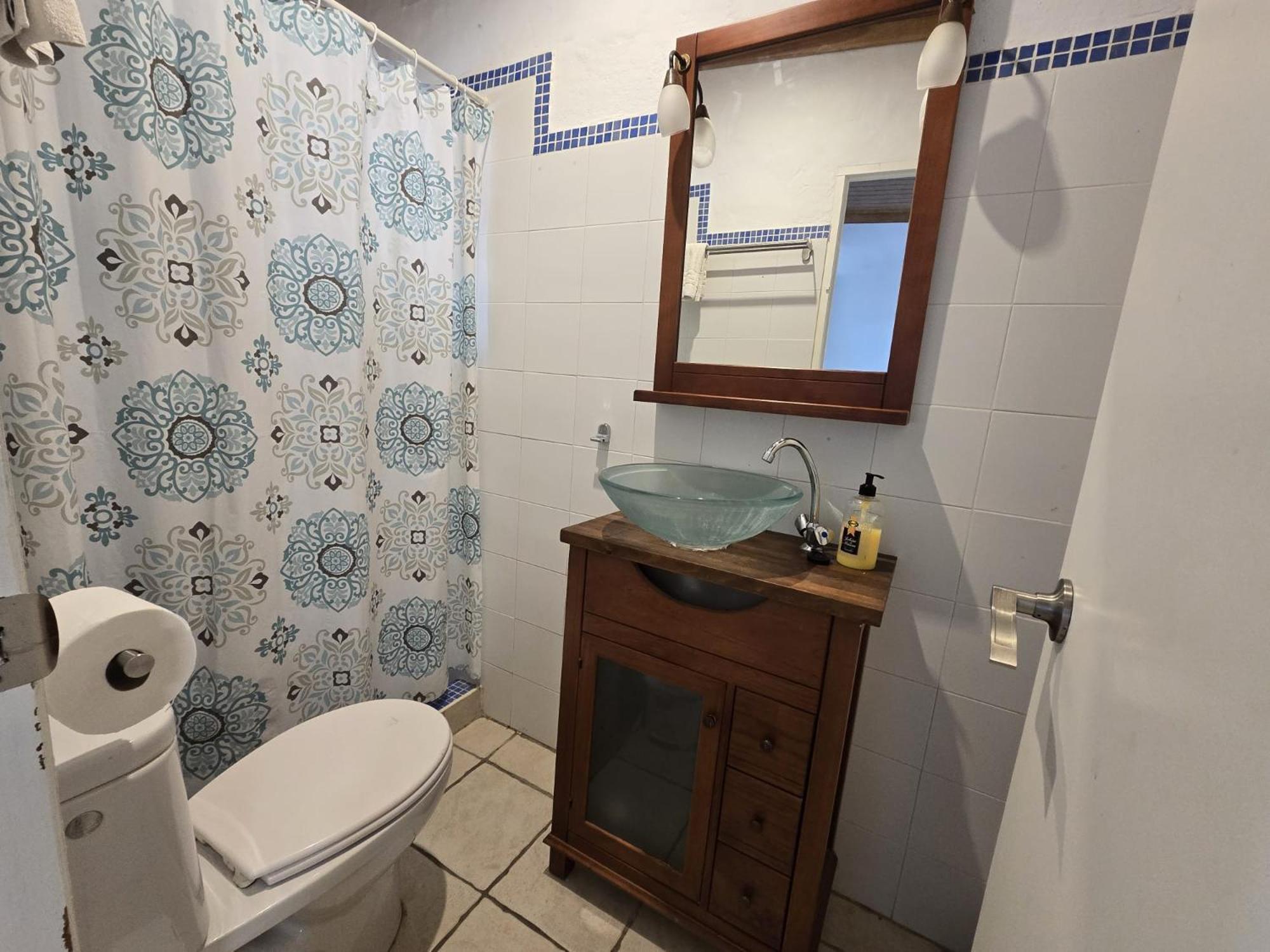 Estudios Con Piscina Compartida En Conil. *